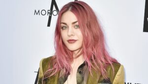 kurt-cobain’s-daughter:-everything-to-know-about-frances-bean-cobain