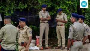 four-dead,-19-hospitalised-after-consuming-spurious-liquor-in-gujarat:-police
