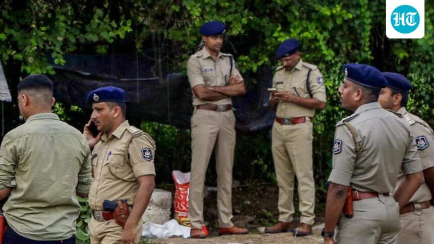 four-dead,-19-hospitalised-after-consuming-spurious-liquor-in-gujarat:-police