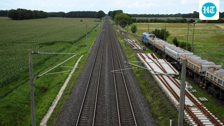 cabinet-approves-4-multitracking-railway-projects-covering-8-districts