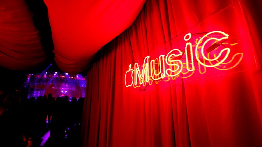 apple-music-to-launch-labels-on-ai-tracks-later-this-year