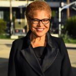 la-mayor-karen-bass-throws-her-support-behind-paramount-warner-bros.-discovery-settlement