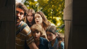 ‘the-magic-faraway-tree’-review:-claire-foy-and-andrew-garfield-in-an-exhaustingly-cutesy-kid-flick