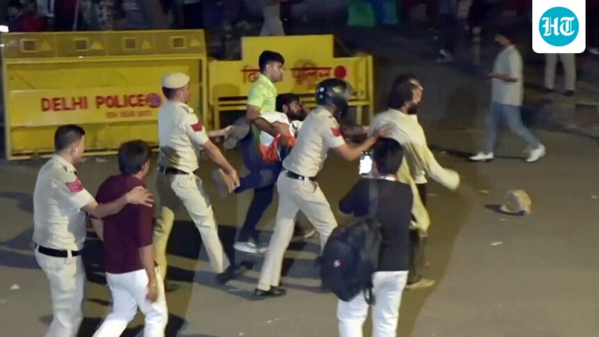 cjp-protest-like-scenes-at-jantar-mantar-as-‘reservation-hatao’-stir-draws-massive-crowd;-several-detained