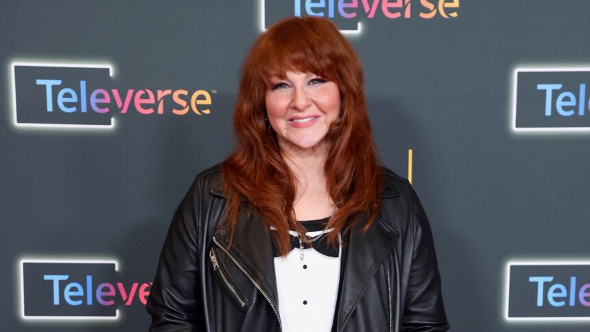 julie-klausner-calls-phone-comedy-“isolating”-and-“reductive”-at-live-‘it-happened-in-hollywood’