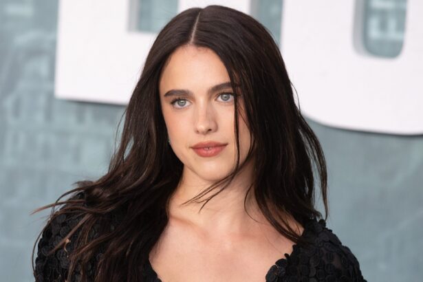 margaret-qualley-net-worth:-how-the-‘the-substance’-star-built-her-fortune