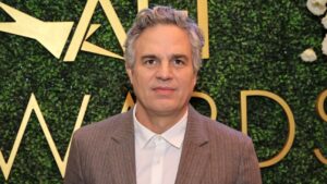 mark-ruffalo-rejects-paramount’s-claim-his-anti-merger-comments-were-“antisemitic”:-“my-views-should-never-be-interpreted-as-hostility-toward-jewish-people”