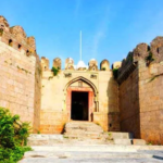 telangana-calls-for-private-parties-to-step-in-to-revive-11-historic-forts-under-ppp-model