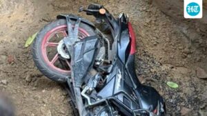 19-year-old-killed,-friend-injured-after-truck-hits-motorcycle-on-delhi’s-indraprastha-flyover