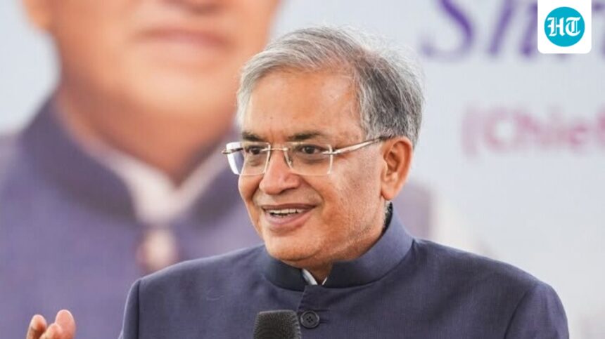 ‘no-wi-fi,-bluetooth-’:-cec-gyanesh-kumar-says-evms-not-internet-connected