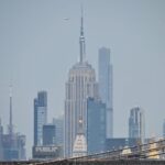 who-are-the-people-that-climbed-the-empire-state-building?