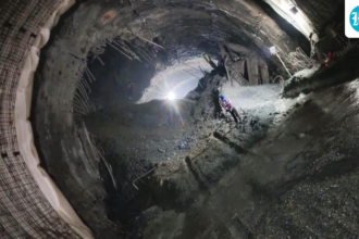 debris-falls-inside-uttarakhand’s-silkyara-tunnel-during-rectification-work