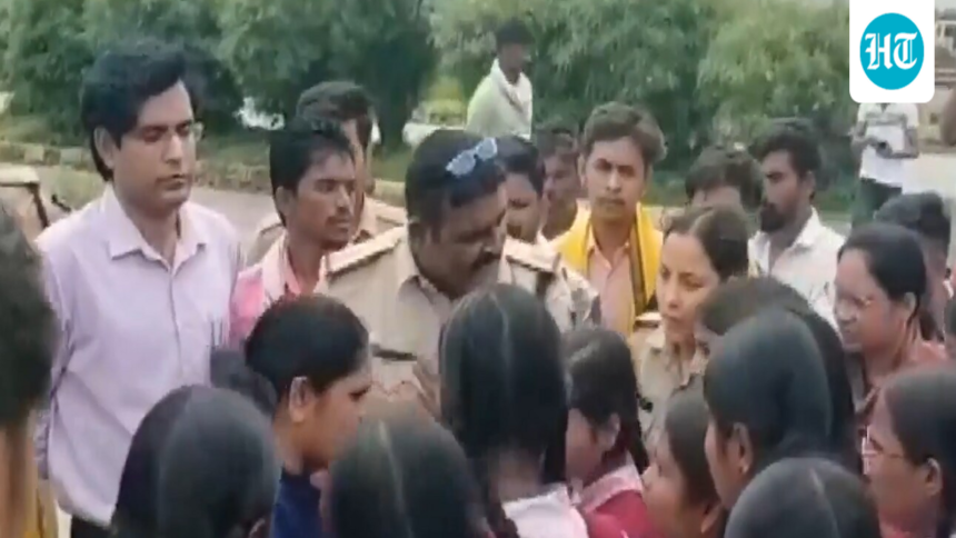 25km,-10-hours-and-200-students:-protest-in-madhya-pradesh-after-teachers’-alleged-use-of-‘casteist’-remarks