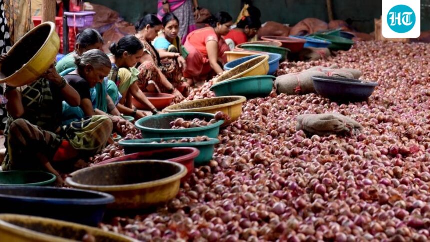 first-‘kanda-express’-with-800-tonnes-of-onions-to-reach-delhi-tomorrow,-to-be-sold-at-₹35/kg