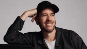 kyle-buchanan-exits-the-new-york-times,-set-to-launch-video-podcast-with-acast