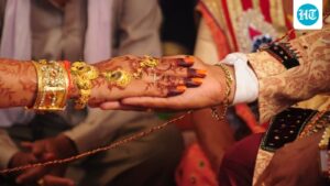 husband-can’t-dictate-wife’s-life-choices,-says-karnataka-high-court