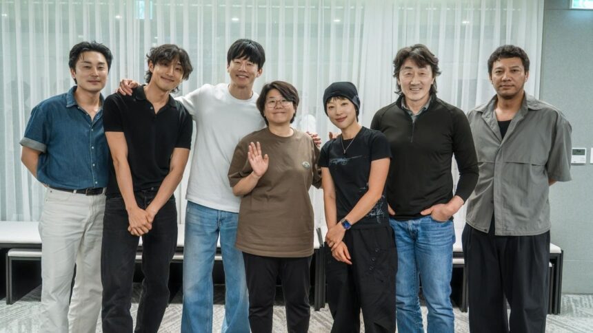 netflix-sets-lee-jung-eun,-kim-moo-yul-for-korean-action-noir-series-‘the-shooter’
