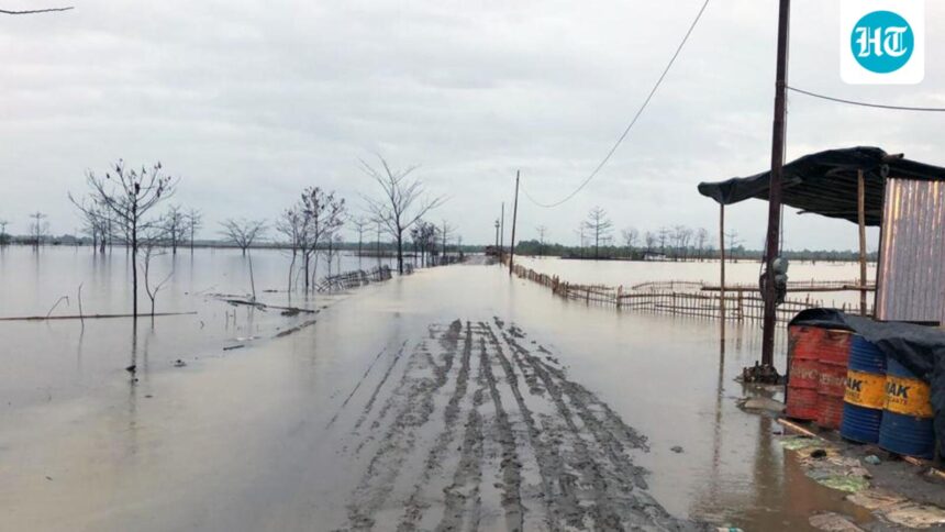 gauhati-hc-notice-to-govts-on-plea-linking-illegal-mining-to-upper-assam-floods