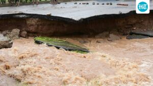 gurugram’s-rain-woes:-iffco-chowk-road-caves-in,-dry-taps,-flood-water-recedes-slowly