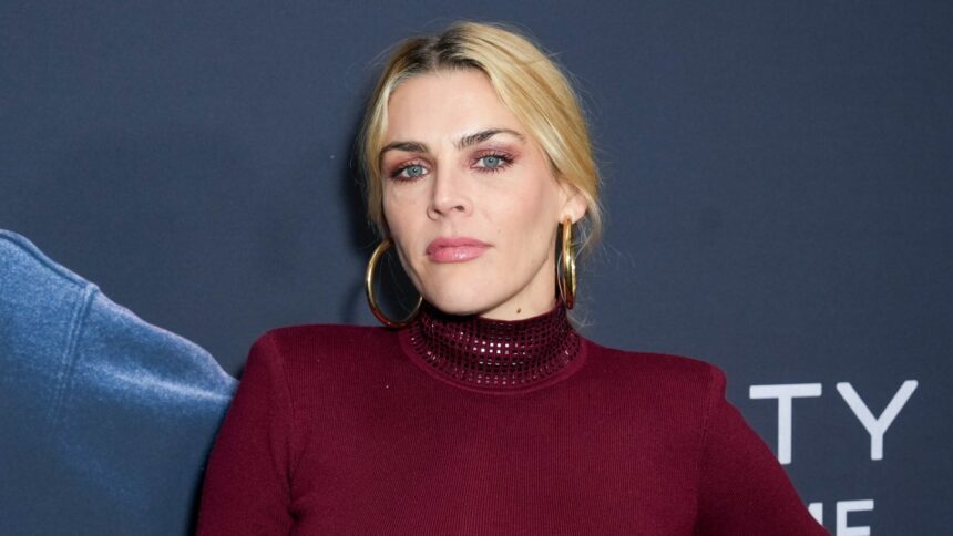 busy-philipps-reveals-she-had-a-rare-brain-tumor-removed,-underwent-two-surgeries:-“i’m-grateful-that-i’m-alive”