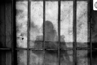 delhi-ends-segregation-of-sex-workers,-brothel-keepers-from-female-prisoners