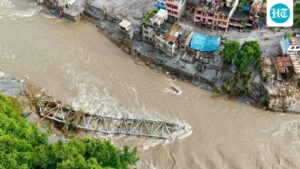 nepal-floods:-families-await-information-on-stranded-relatives-from-tamil-nadu