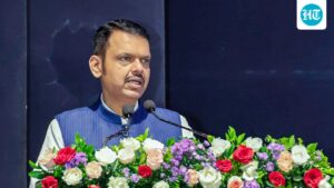 maharashtra’s-auto,-cab-drivers-to-get-one-year-to-learn-marathi,-says-cm-fadnavis