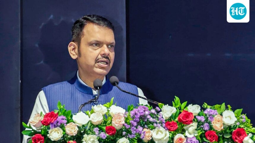 maharashtra’s-auto,-cab-drivers-to-get-one-year-to-learn-marathi,-says-cm-fadnavis