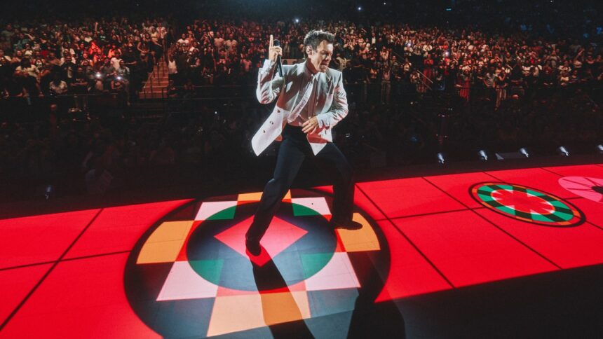 inside-harry-styles’-opening-night-of-his-30-show-madison-square-garden-residency