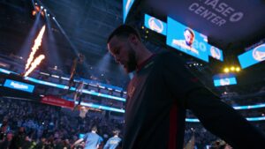 stephen-curry-doc-on-hitting-4,000-3-pointers-set-for-imax-run-from-disney-in-october-(exclusive)