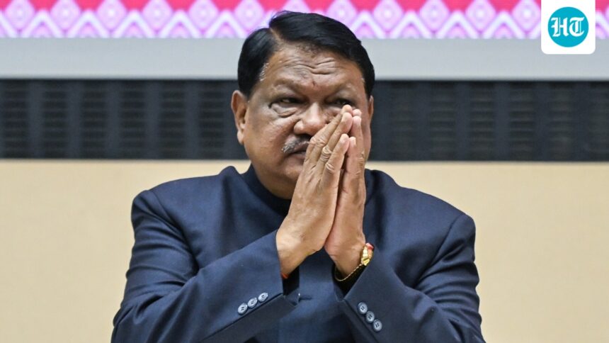 union-minister-jual-oram-alleges-plot-to-oust-him-from-cabinet,-warns-of-‘ability-to-cut-off-their-hands’