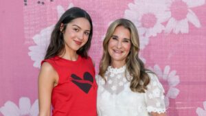 melinda-french-gates-doubles-olivia-rodrigo’s-daisy-chain-fields-donation-sum-bringing-total-to-$20-million