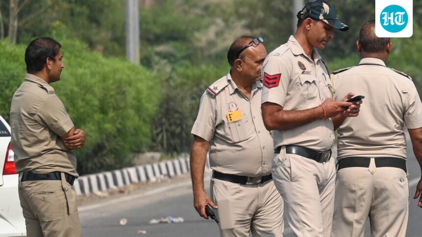 man-throws-acid-on-ex-fiancee,-her-sister-after-wedding-called-off-in-uttar-pradesh
