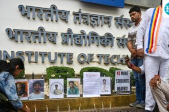 53-iit-student-deaths-in-5-years,-over-50%-from-sc,-st,-obc-groups: data