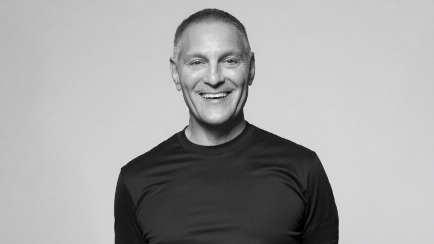 inside-ari-emanuel’s-earliest-days-in-hollywood:-coffee-runs,-couch-surfing-and-replacing-michael-ovitz’s-toilet-paper