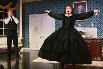 broadway-box-office:-‘titanique’-hits-new-high,-‘oh,-mary!’-jumps-as-bowen-yang-takes-over