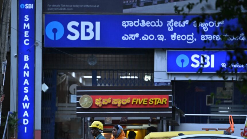 govt-says-banks-will-remain-open-this-sunday-ahead-of-three-day-nationwide-strike
