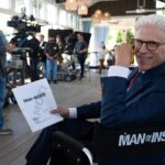 ‘a-man-on-the-inside’-ending-with-season-3-at-netflix