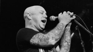 how-did-angry-anderson-die?-what-we-know-about-the-rose-tattoo-frontman’s-cause-of-death