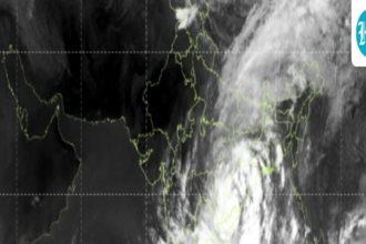 no-cyclone,-but-rain-threat-stays:-deep-depression-crosses-andhra-pradesh-coast