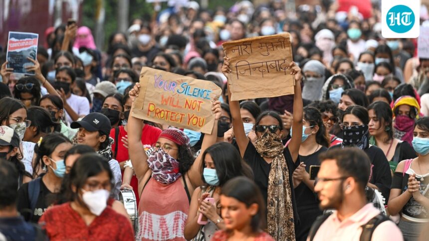 delhi-gang-rape-accused-brothers-erased-phone-search-history,-photos,-clips-before-arrest:-cops