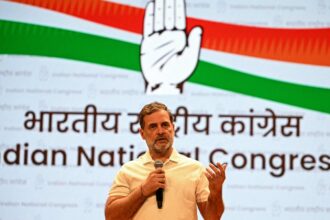 ‘congress-fought-for-freedom,-won’t-stay-silent’:-rahul-gandhi-amid-eci-row