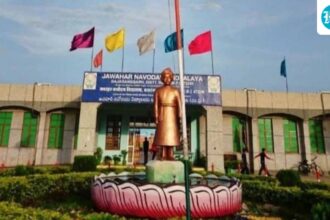 over-360-mp-school-students-lock-themselves-in-hostel,-demand-principal’s-removal