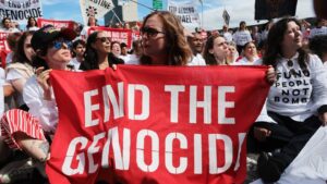 hannah-einbinder-shares-statement-after-being-arrested-at-united-nations-netanyahu-protest