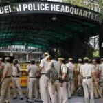 3-accused-of-stalking-du-students-in-suv-also-from-same-varsity,-manhunt-on:-cops