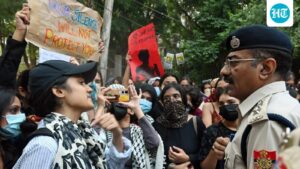 ‘fake-cops-held-knife-to-her-neck,-took-turns’:-details-of-delhi-park-gang-rape-emerge