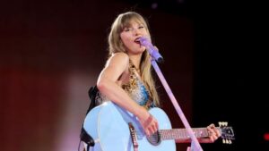 what-is-taylor-swift’s-‘patient-zero’-song-about?-lyrics-&-meaning-explained
