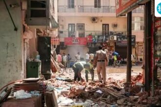 demolished-543-properties-in-17-days-since-satya-niketan-collapse:-mcd-to-delhi-hc