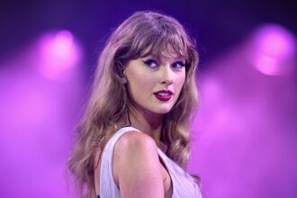 who-is-taylor-swift’s-‘babylon’-about?-breaking-down-the-lyrics