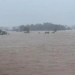 heavy-rain-floods-chhattisgarh;-one-dead,-bastar-villages-cut-off,-schools-shut-in-8-districts